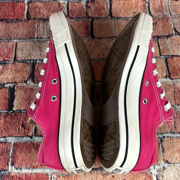 CONVERSE ALL-STAR CHUCK TAYLOR LOWTOP SHOES, WOMANS SIZE 7 EUC - Picture 7 of 11